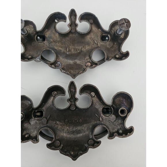 Vintage Brass Traditional Drawer Pulls Lot Of 4 - Picture 6 of 7